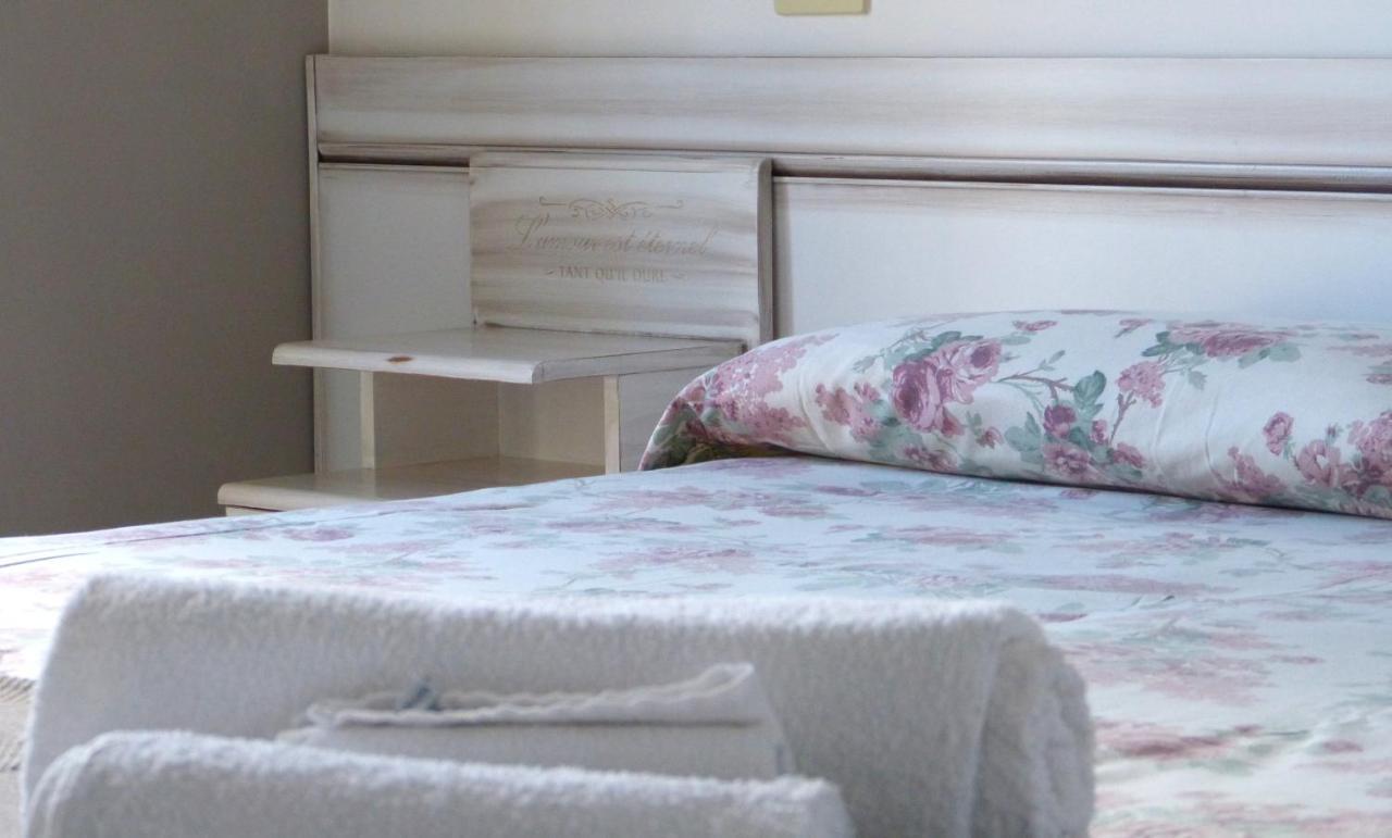 Hotel D'Annunzio Cattolica Ngoại thất bức ảnh