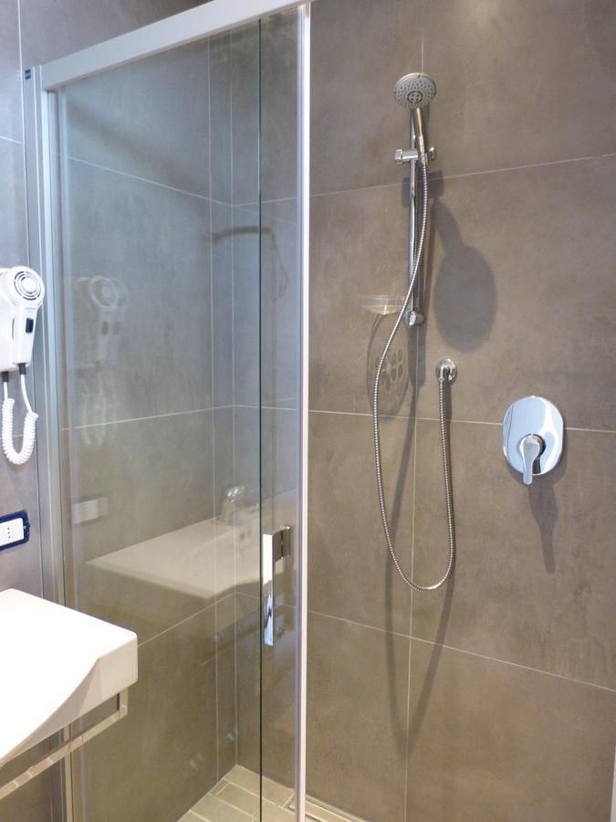 Hotel D'Annunzio Cattolica Ngoại thất bức ảnh
