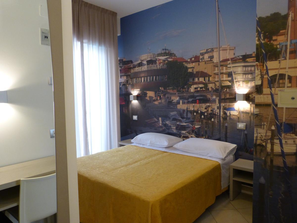 Hotel D'Annunzio Cattolica Ngoại thất bức ảnh